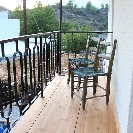 Cozy Village House * Ora
