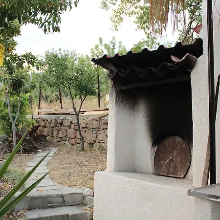 Cozy Village House * Ora